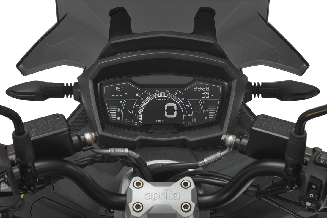 2021 Aprilia SR GT strumento 1100x735