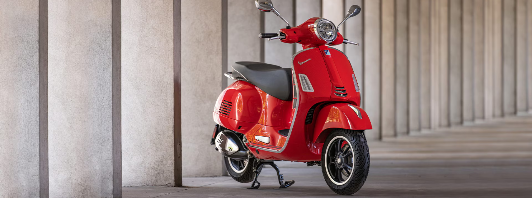 Banner promozione Vespa scooter