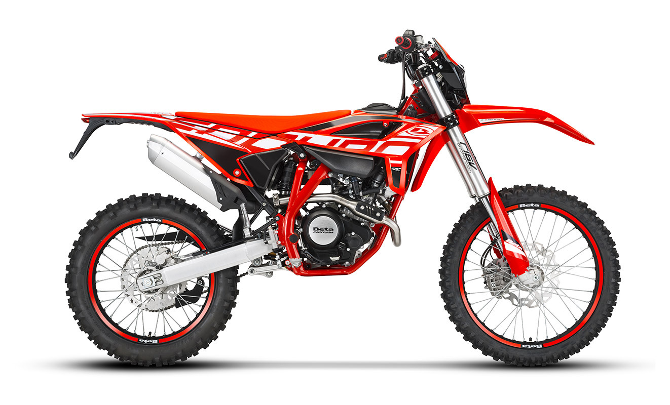RR4 T125 LC enduro right