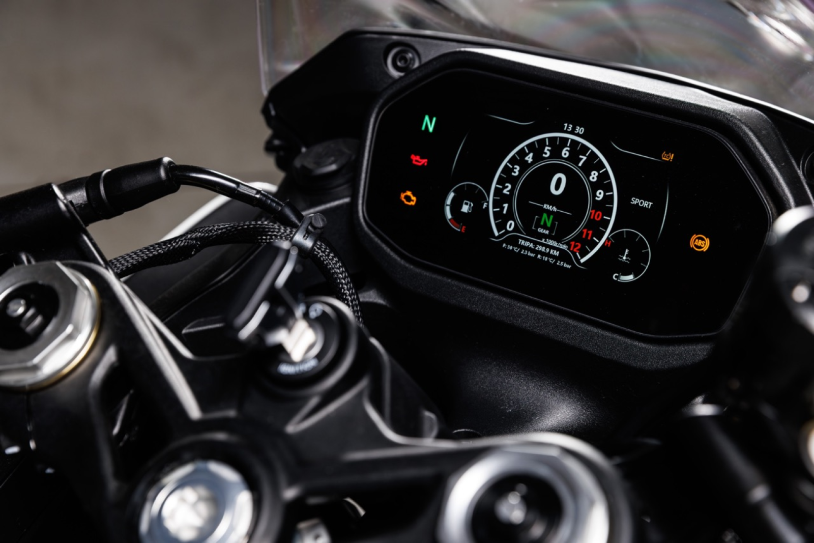 Tornado 550 Web 2 hd