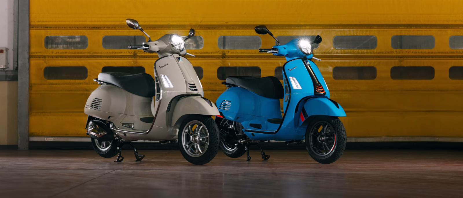 Vespa GTS hero 3840x1646 2