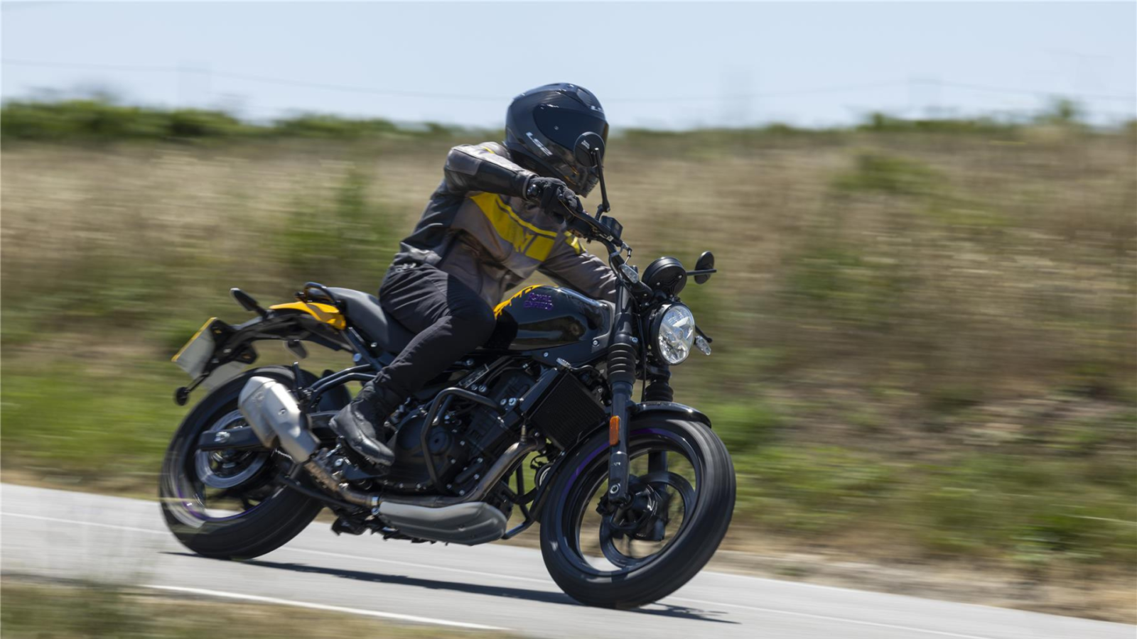 Royal enfield milano nord guerrilla 450 con supervalutazione dellusato